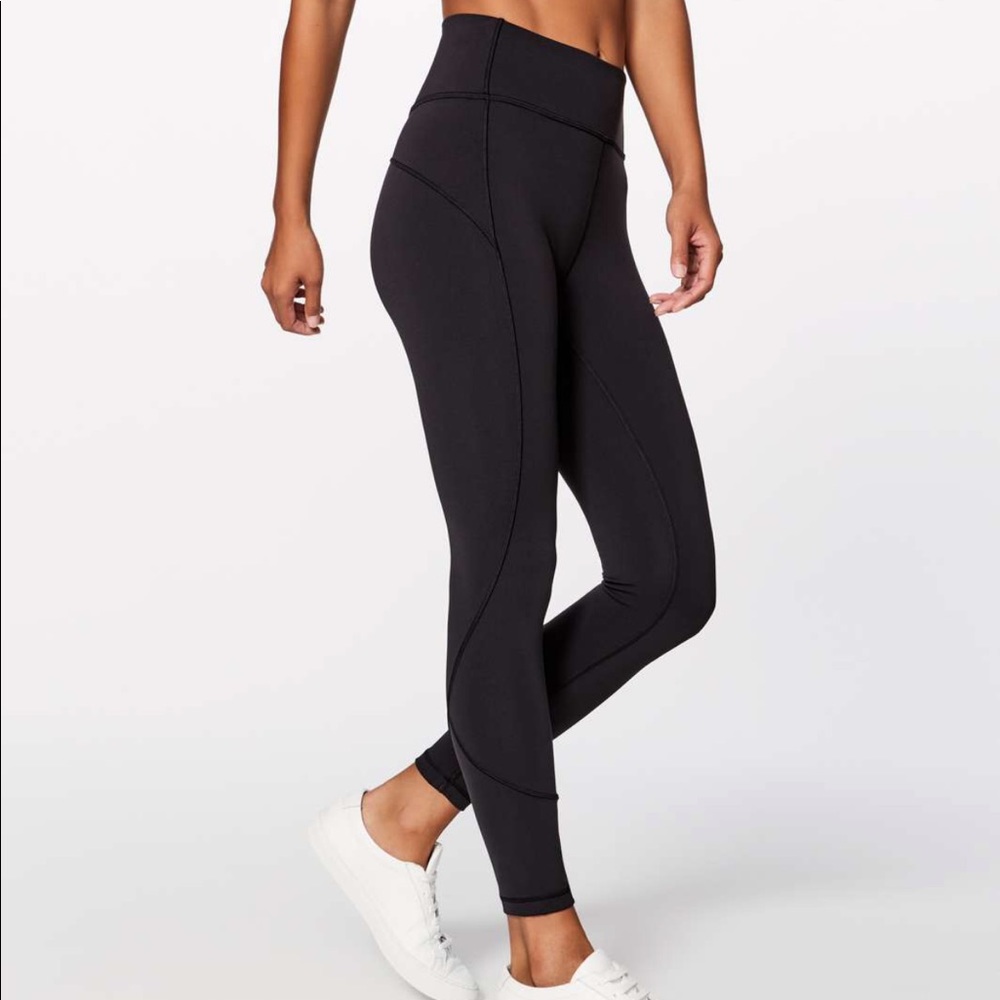 Lululemon In Movement Tight 25”